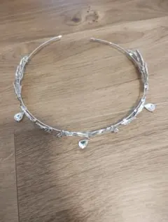 シルバー 葉モチーフ ティアラ