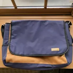 UNITED CORORS OF BFNETTON ショルダーバッグのサムネイル