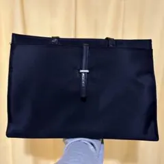 Item thumbnail for item f40033da-fb98-4c9b-b874-fc1e9e0a61ee