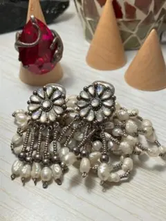 Item thumbnail for item 7902ab5e-e75a-47e8-960e-9a190a757d14