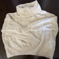 Urban Research タートルネックセーター クリーム