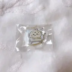 ちいかわベビー ガチャガチャ アクリルスタンド うさぎ