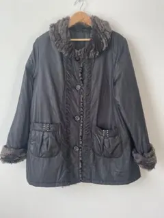 ファー付きブラックジャケット