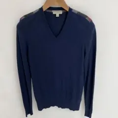 美品✨パリ購入　Burberry ネイビーニットのサムネイル