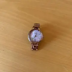 シチズン　ｗｉｃｃａ×剛力彩芽コラボ　ソーラー腕時計