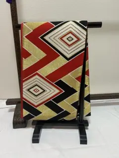 【美品】袋帯 振袖用 正絹 モダン 幾何学 菱文様 黒 赤 金 卒業式 ランクＡ