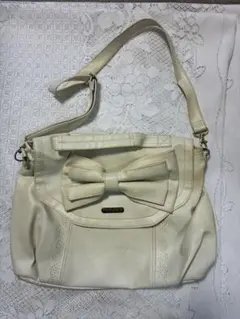 リズリサ バッグ ショルダーバッグ LIZLISAのサムネイル
