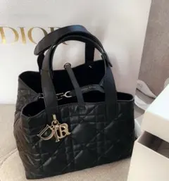 Christian Dior キルティングバッグのサムネイル