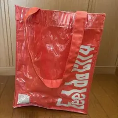 赤いトートバッグ ロゴ入り 仕切り付き