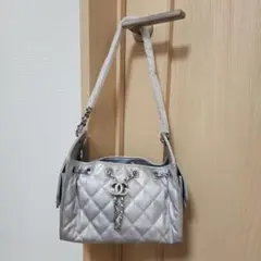 CHANEL　ノベルティ　ショルダーバッグ　シャネル