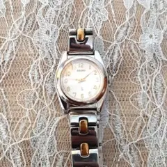 ✨新品電池稼働品✨SEIKO　ルキア　レディース腕時計 4N21-0980