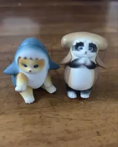 猫と犬のカプセルトイフィギュア2体セット