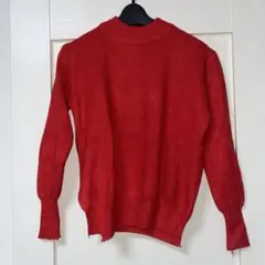 レッド 赤 ニット セーター 長袖 無地 シンプル カジュアル