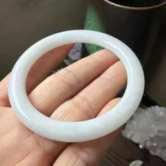 開運ネフライト ホワイトバングル 一点物 内経6.5cm - メルカリ