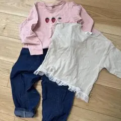 いちご刺繍 Tシャツ 2枚　デニム　セットのサムネイル