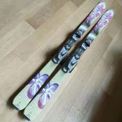 Bluemont ブルーモリスの桜田紋 ショートスキー板 - メルカリ