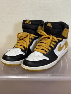 ナイキ　エアジョーダン1