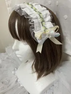 ハンドメイド一点もの　春のお花見にも！　お花畑ふりふりホワイトヘッドドレス