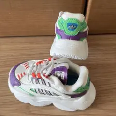 adidas トイストーリーコラボ　13cm
