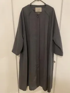 08mab グレー ロングコートのサムネイル