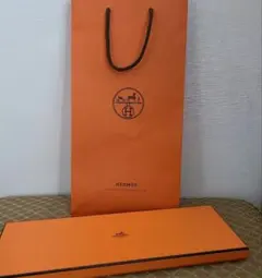 HERMES ギフト箱 オレンジ 長方形と紙袋