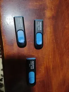 ADATA 64GB USBメモリ
