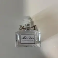 Miss Dior Blooming Bouquet ミニ香水 5ml
