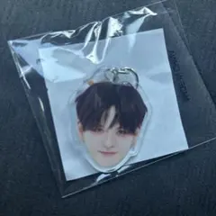 treasure ヨシ　顔アクキー