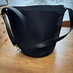 Item thumbnail for item 1977cce6-8c3d-4e3a-9647-793549f9985d