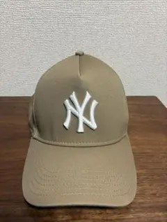 ニューヨーク・ヤンキース ベージュキャップ