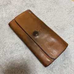 BISONTEイルビゾンテ　レザーフラップ長財布　ヤケヌメ