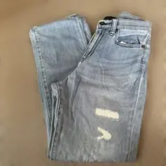 ユニクロ　ダメージ加工 ライトブルー デニムパンツ