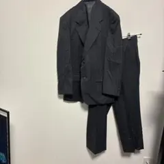グレー ストライプ ビジネススーツ　Ｍサイズ相当　日本製ミユキプラザ