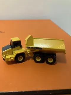 コ*ー様 トミカ コマツ アーティキュレート ダンプ トラック1/144 ミニカ