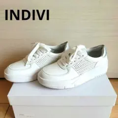 INDIVI ホワイト スニーカー 白 22.5のサムネイル