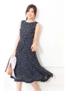 JUSGLITTY (ジャスグリッティー) 花柄プリーツワンピース