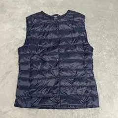 【UNIQLO】未使用 ウルトラライトダウンベスト（M）ネイビー