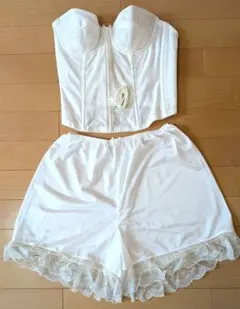 ブライダルインナー C70 ビスチェ ショーツ カドリールインターナショナル