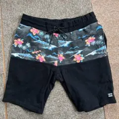 Billabong 花柄ショートパンツ　Ｌサイズ