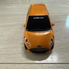 トヨタ　アクア　プルバックカーのサムネイル