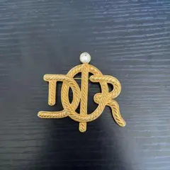 Christian Dior ディオール ロープ ロゴ ゴールド ブローチ