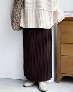 reca ロングプリーツスカート（Mサイズ）