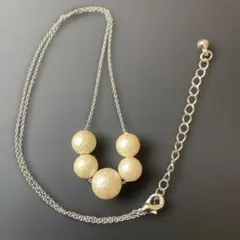 クリーム色コットンパールネックレス