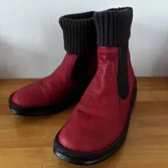 Item thumbnail for item 99bbfde6-3d2d-4bfb-bcc8-b93bf9d40551