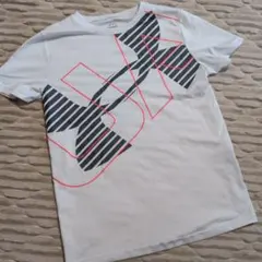 アンダーアーマーUnder Armour 半袖Tシャツ YLG150男の子キッズ