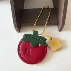 革のボールチェーンチャーム　とまと