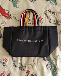 TOMMY HILFIGER 保冷バッグ ランチバッグのサムネイル