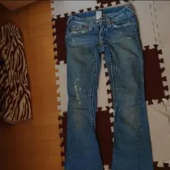 TRUE RELIGION フレアジーンズ ダメージ加工