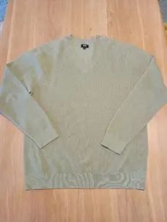 薄手ニット●UNIQLO●Vネック●お茶グリーン●XL●身幅55着丈68