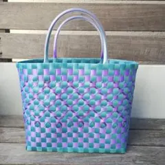 紫と水色のチェック柄かごバッグ